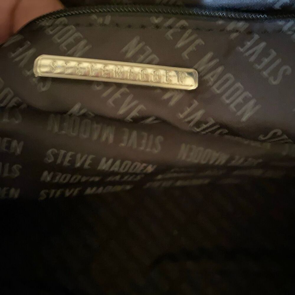 Steve Madden Weekender Duffle Bag WT200800 10x14x21" NWT - Picture 7 of 13